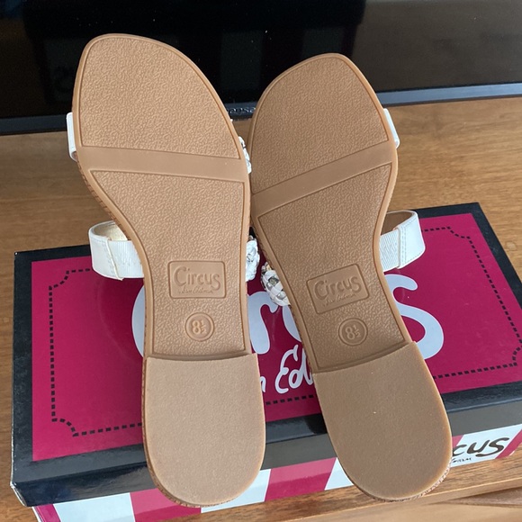 Sam Edelman “Circus” brand new sandals - Picture 3 of 3